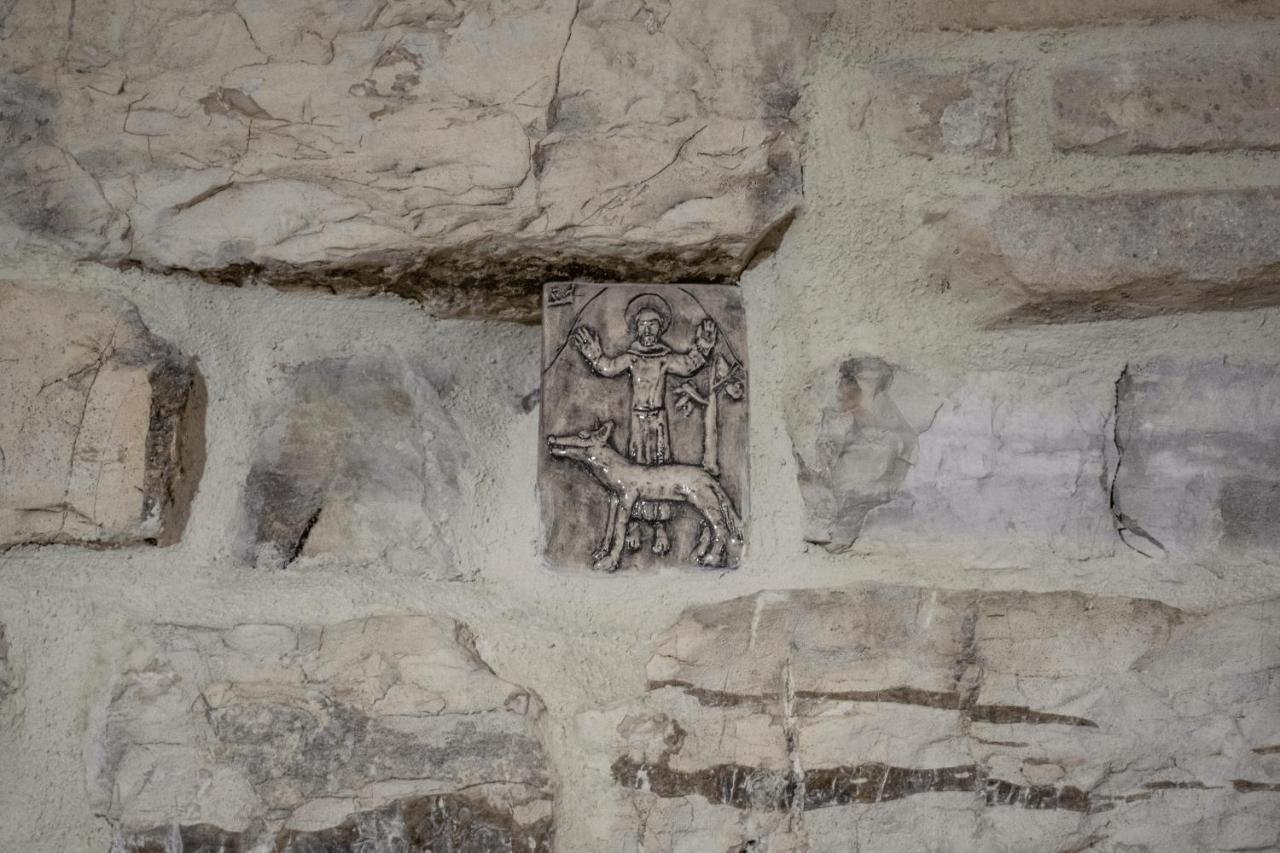 Monolocale Centro Storico Διαμέρισμα Γκούμπιο Εξωτερικό φωτογραφία